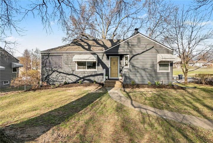 Property Photo:  4526 N Bellefontaine Avenue  MO 64117 