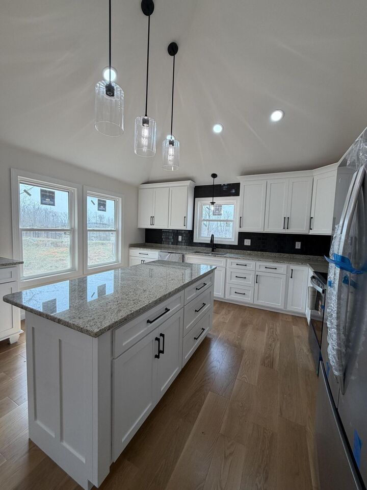 Property Photo:  226 Falls Creek Way  KY 42501 