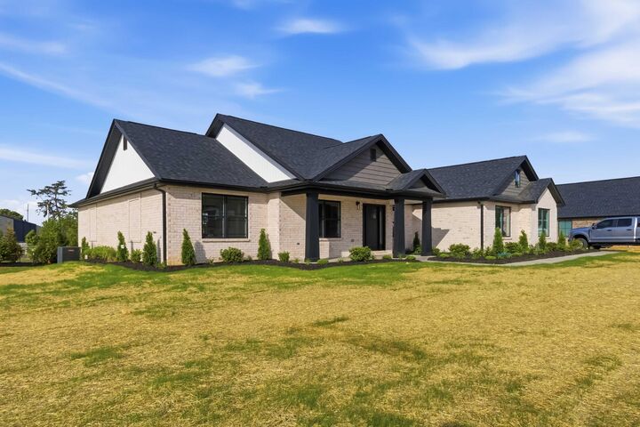 Property Photo:  11 Mercato Drive Drive  KY 42503 