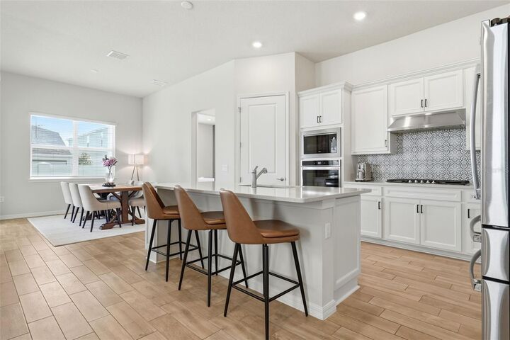 Property Photo:  10325 Parkview Reserve Lane  FL 32836 