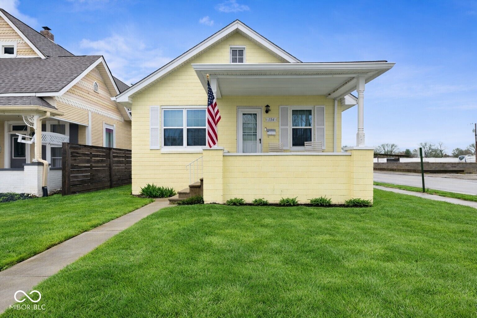 Property Photo:  154 E Washington Street  IN 46158 