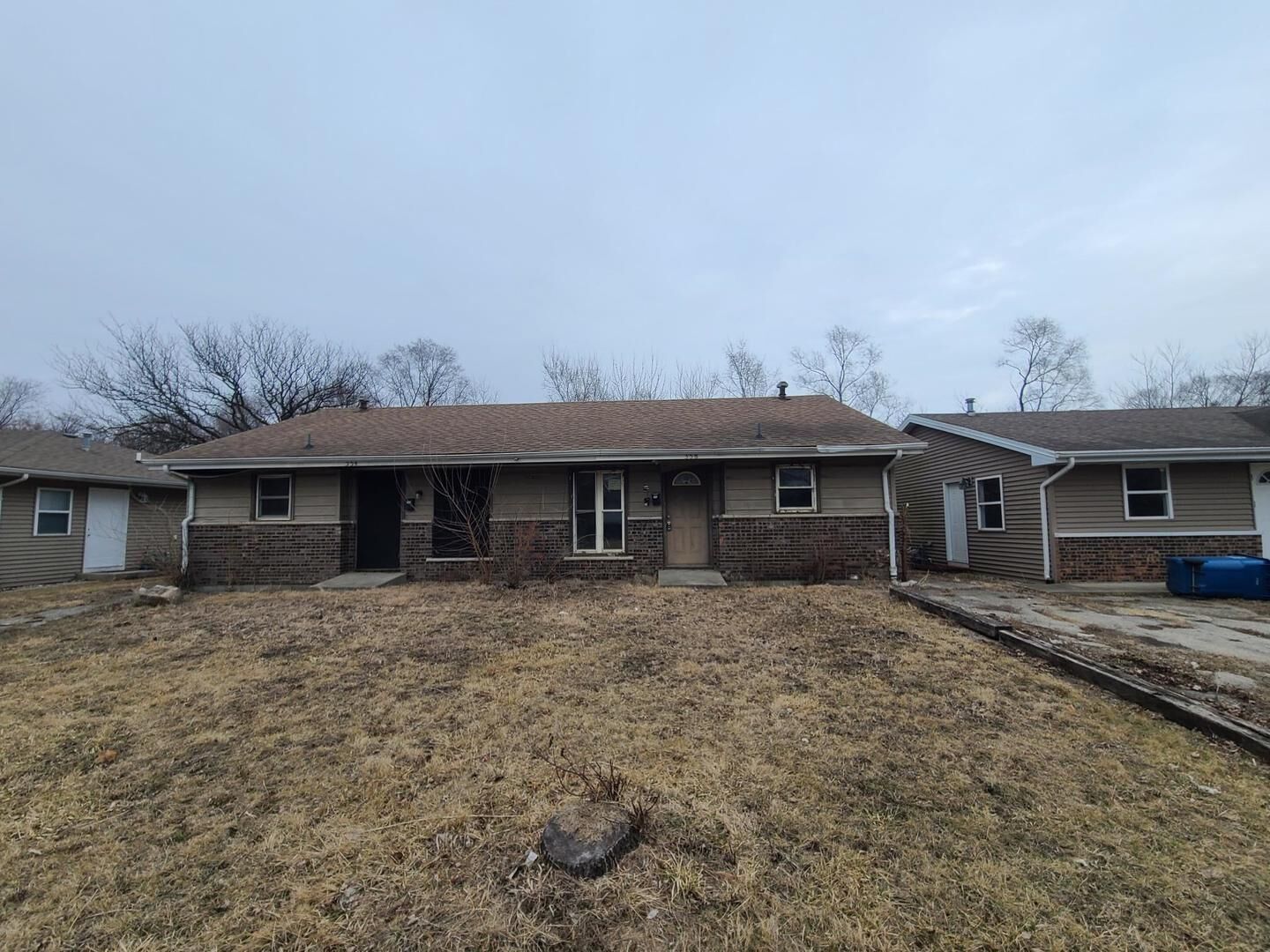 Property Photo:  354 Tedmark Court  IL 60901 