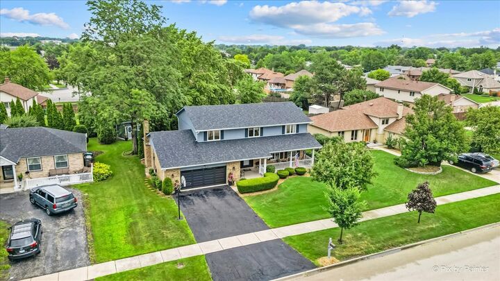 Property Photo:  9160 Wheeler Drive  IL 60462 