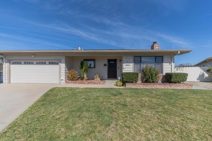 Property Photo:  1519 Los Altos Way  CA 93906 