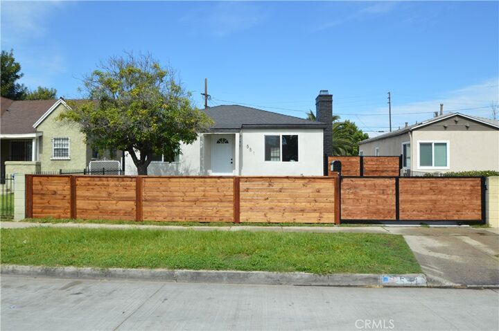 Property Photo:  551 W 101 Street  CA 90044 