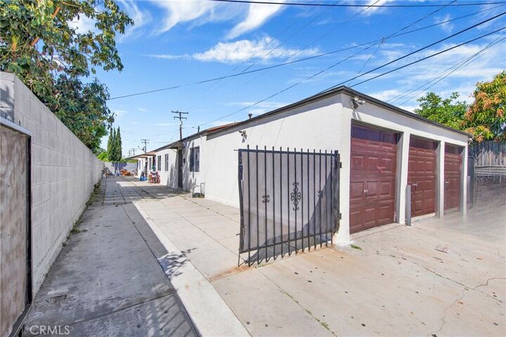 Property Photo: 5517 Loma Vista CA 90270