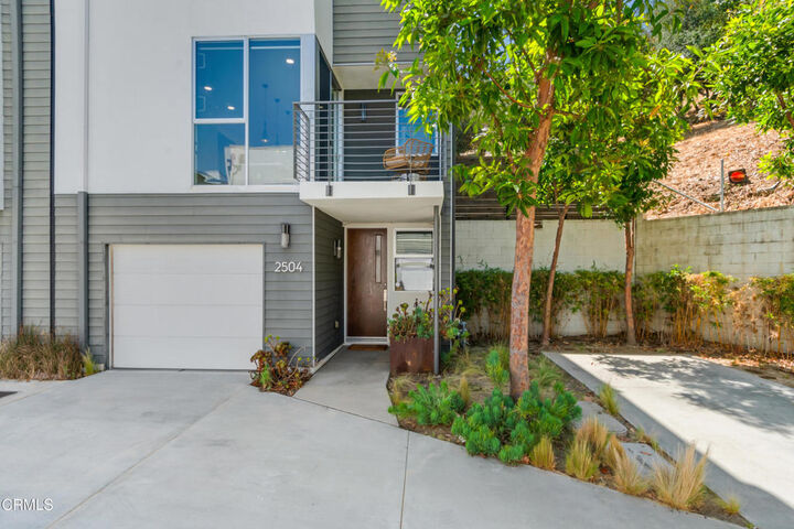 Property Photo: 2504 Via Artis CA 90039