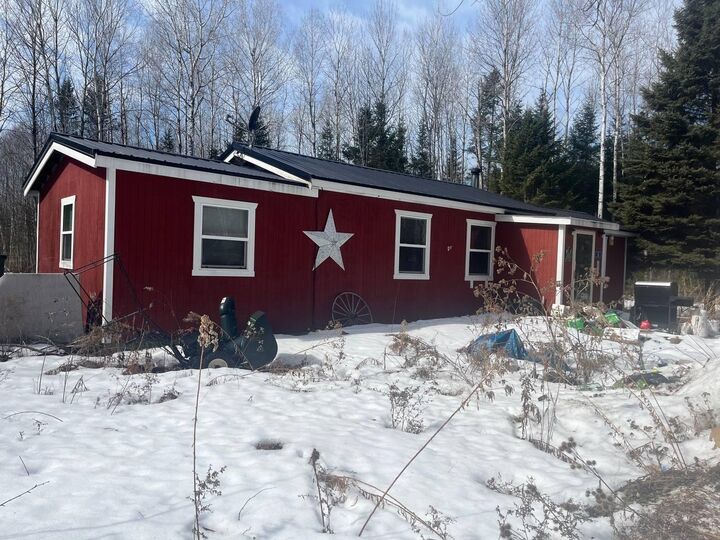 Property Photo:  16 Moose Lane  ME 04471 