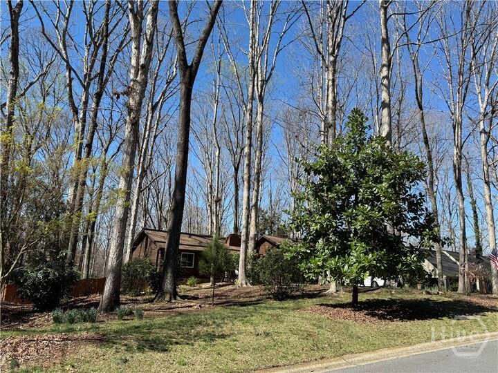 Property Photo:  175 New Haven Drive  GA 30606 