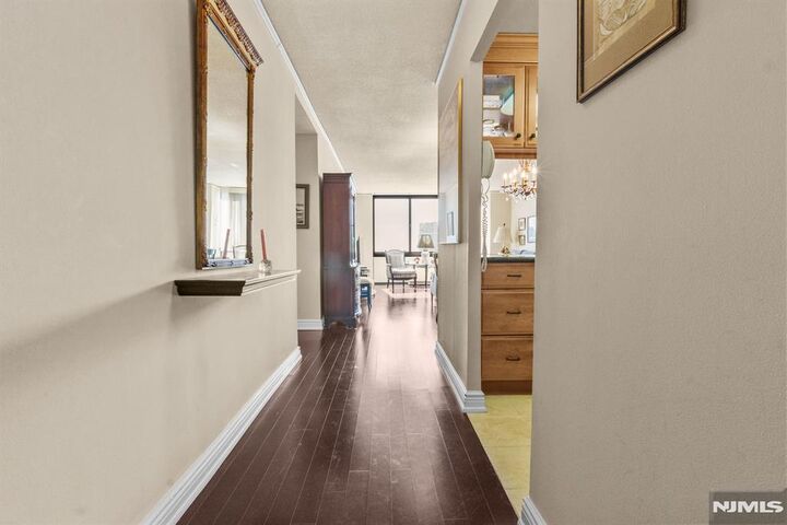 Property Photo:  770 Anderson Avenue 14C  NJ 07010 