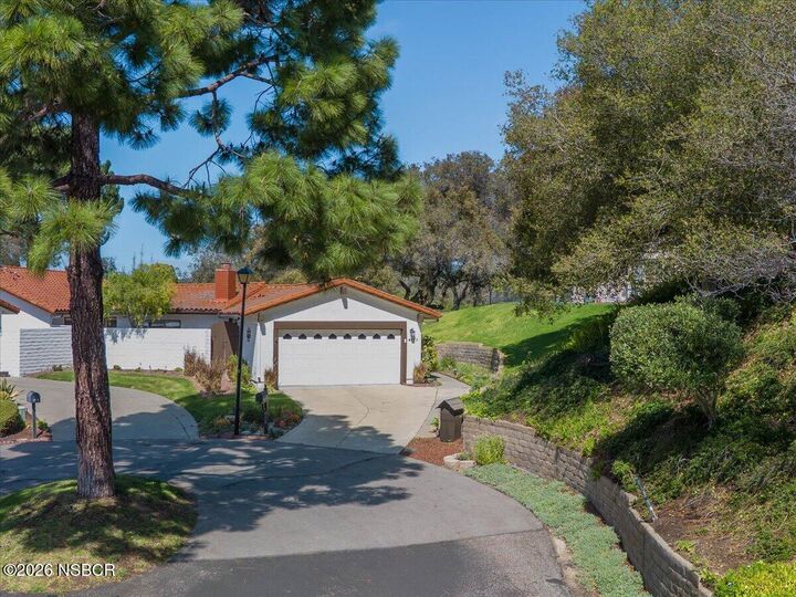 Property Photo: 4173 Oakwood Court CA 93436