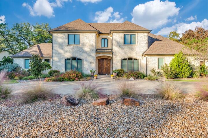 Property Photo: 4505 W Amherst Avenue TX 75209