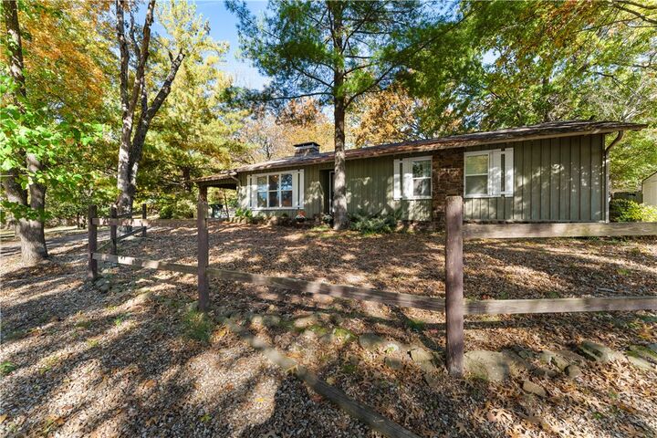 Property Photo:  1316 Cardinal Drive  AR 72703 