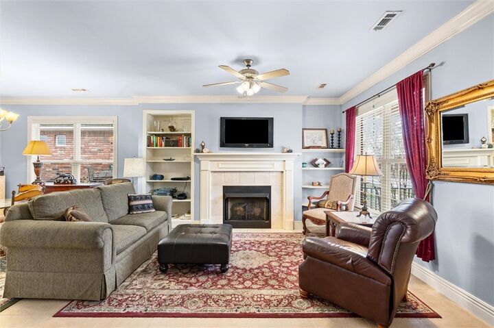 Property Photo:  6928 Young Farm Avenue  AR 72762 