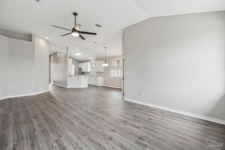 Property Photo:  4146 Oak Pointe Dr  FL 32563 