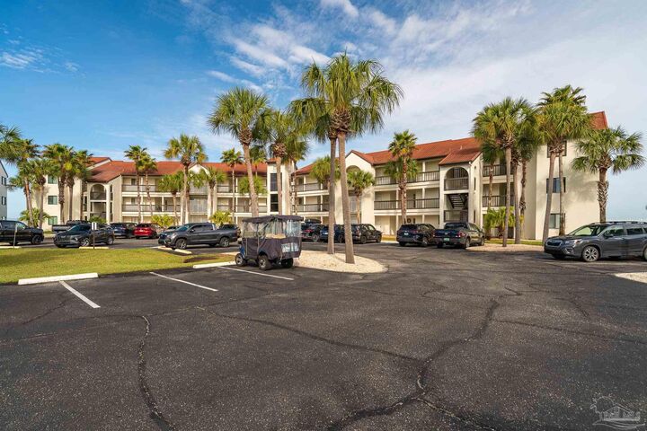Property Photo:  7453 Sunset Harbor Dr 1-212  FL 32566 