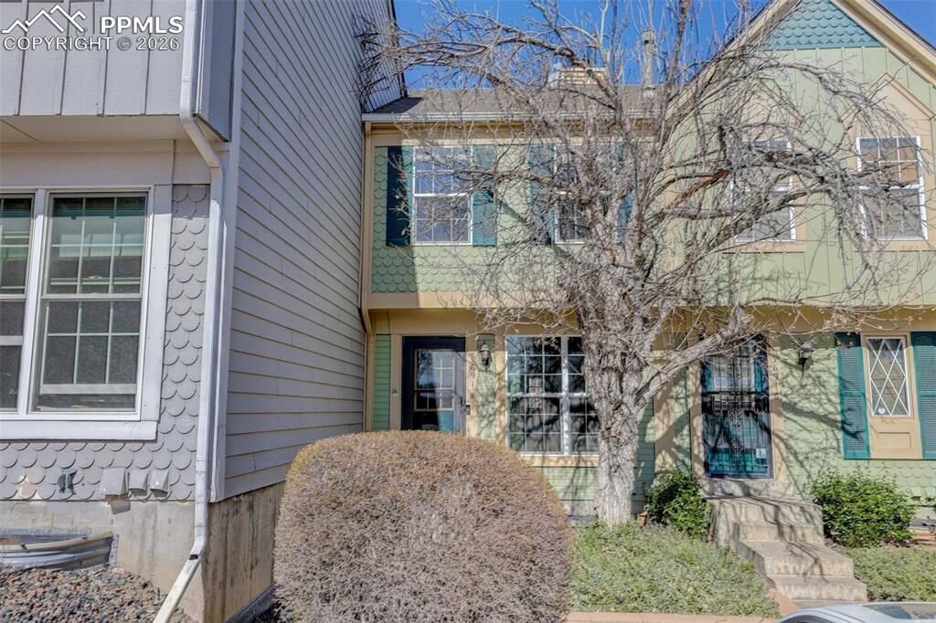 Property Photo:  1691 S Idalia Circle H  CO 80017 