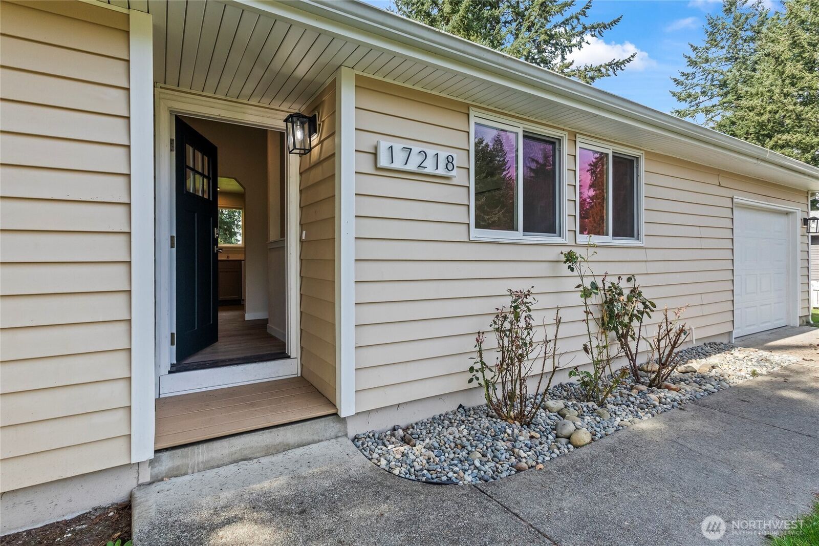 Property Photo:  17218  12th Avenue E  WA 98387 