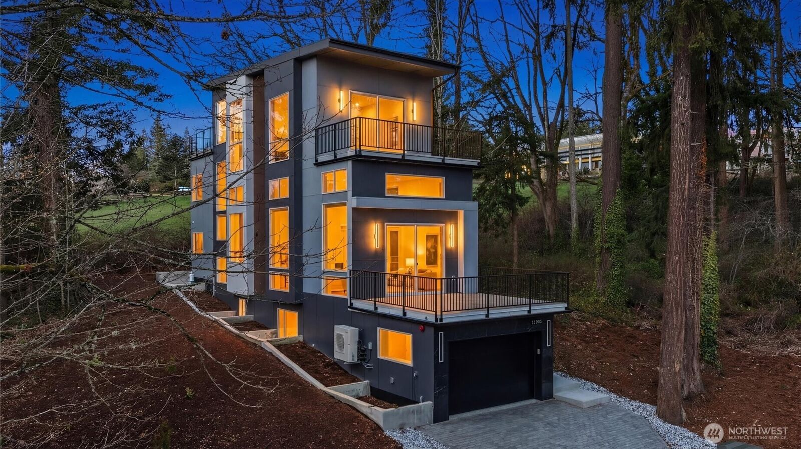 Property Photo:  11905  89th Avenue NE  WA 98034 