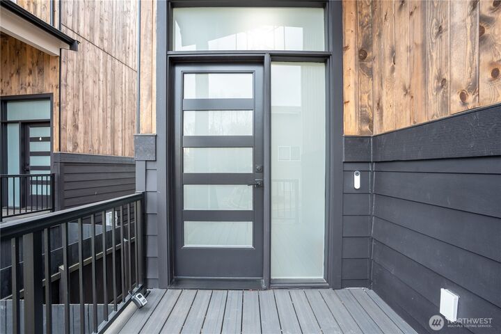 Property Photo:  19727  27th Place W 1  WA 98036 