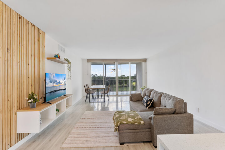 Property Photo: 3001 S Course Drive 502 FL 33069