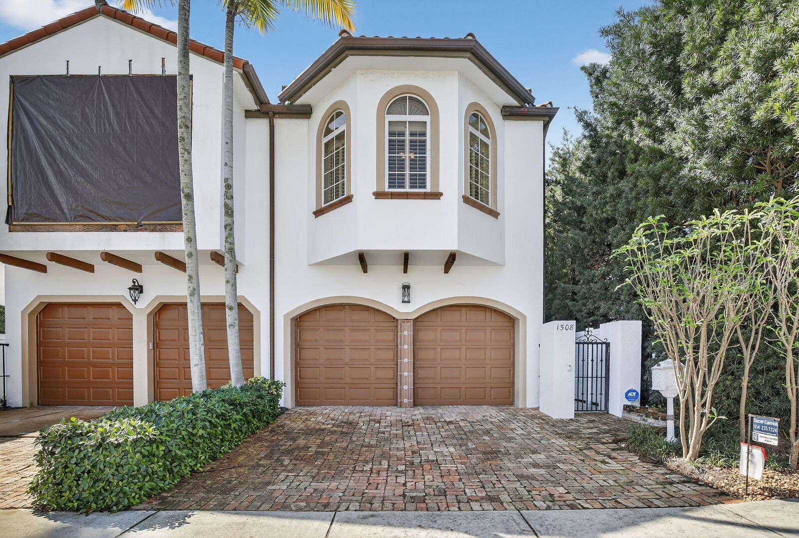 Property Photo:  1508 SE 2nd Court B  FL 33301 