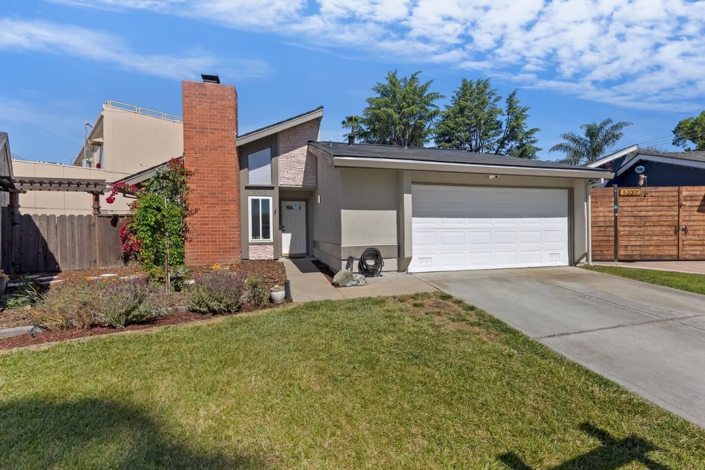 Property Photo: 5343 Garrison Circle CA 95123