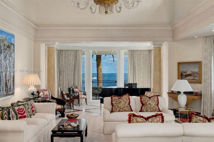 Property Photo: 10 Tahiti Beach Island Rd FL 33143