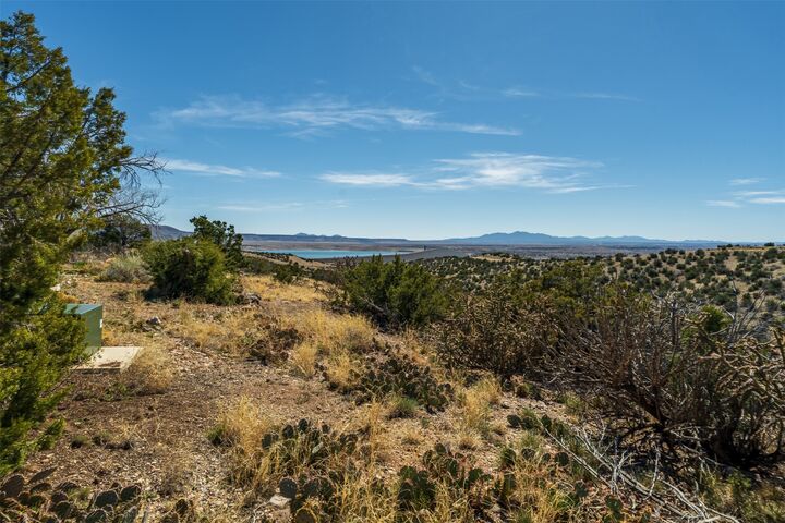 Property Photo: 6445 Vooscane Avenue NM 87083