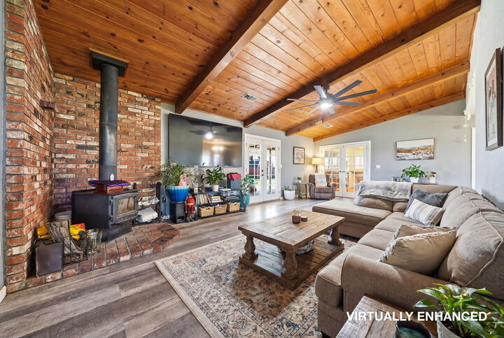 Property Photo:  4920 Bonnyview Avenue  CA 96001 