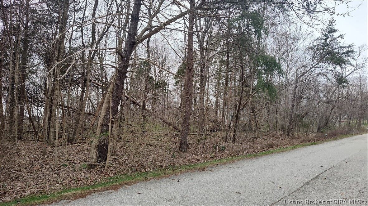 Property Photo:  1040 Oakridge Drive  IN 47136 