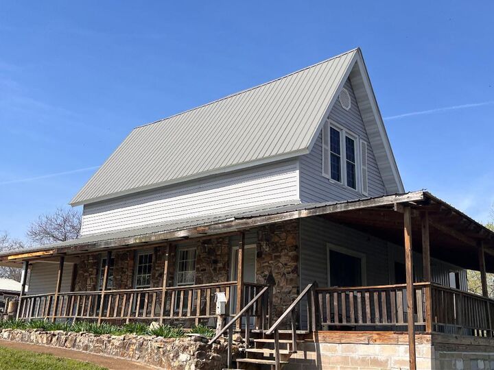 Property Photo: 695 Summit Avenue AR 72554