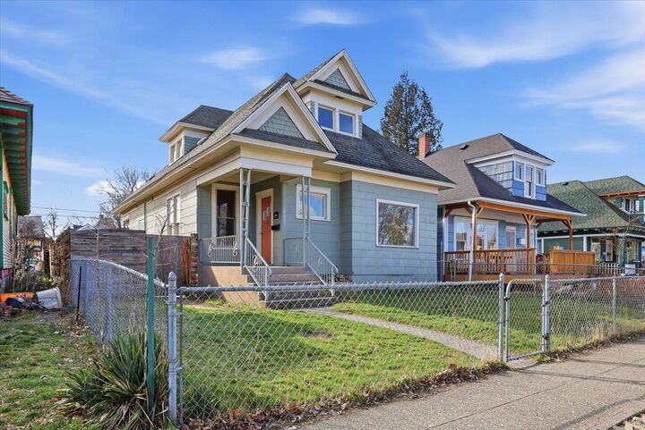 Property Photo: 1801 W Gardner Ave WA 99201