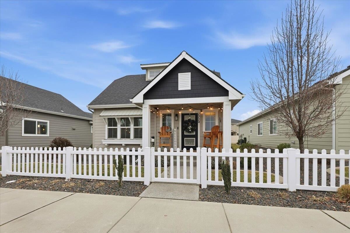 Property Photo: 1774 N Harvest Pkwy WA 99016