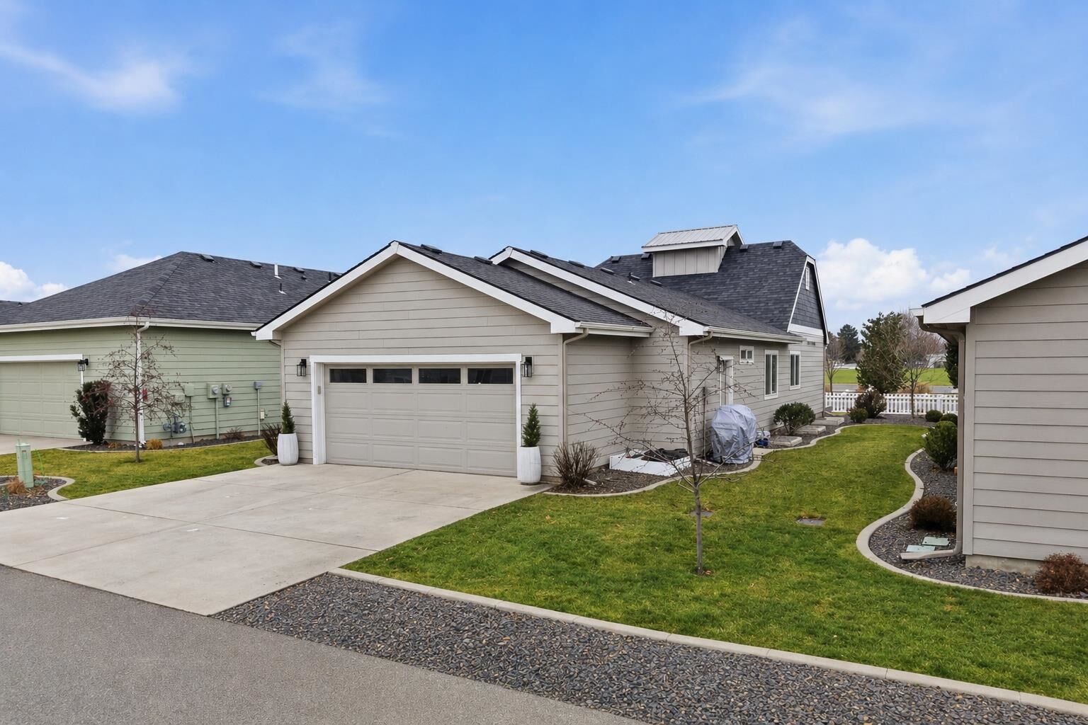 Property Photo: 1774 N Harvest Pkwy WA 99016