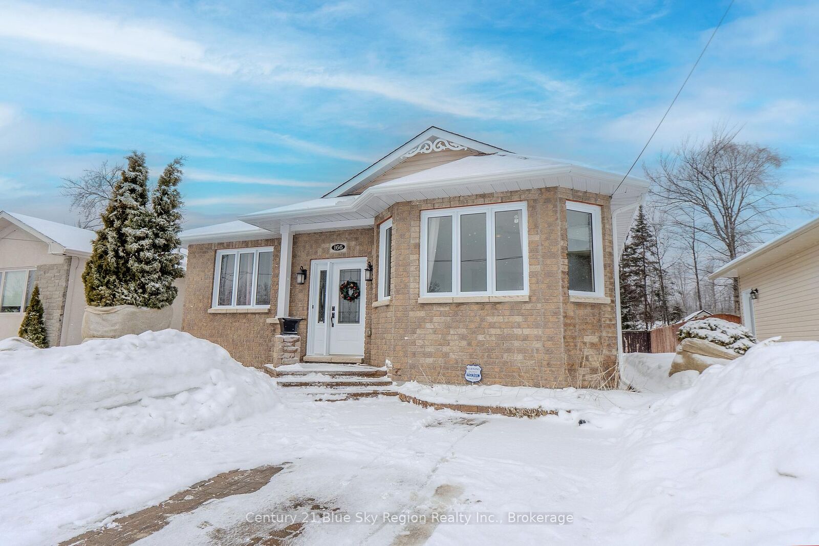 Photo de la propriété:  166 Carmichael Drive  ON P1B 8G2 