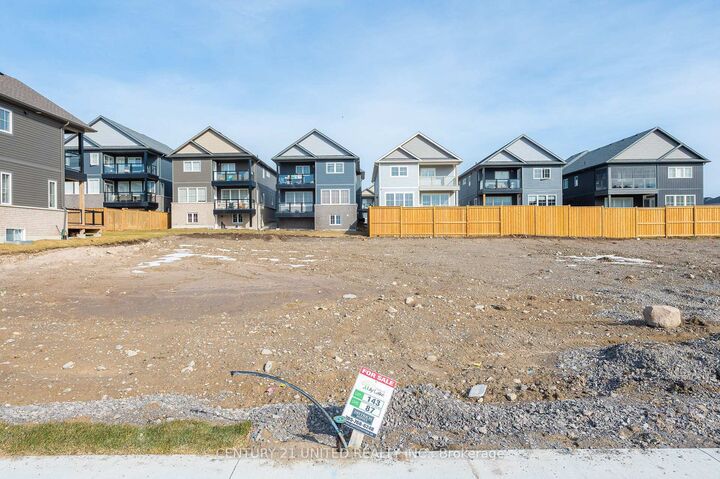 Property Photo:  89 York Drive  ON K9K 0H6 