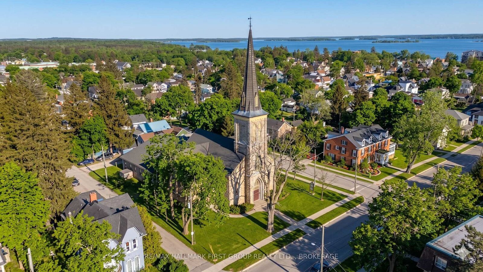 Property Photo: 175 Stone Street S ON K7G 2A2
