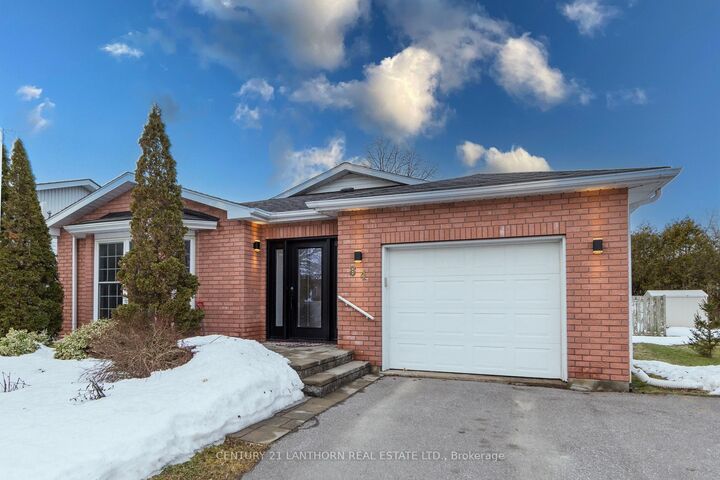Property Photo:  84 Westwind Crescent  ON K0K 3L0 