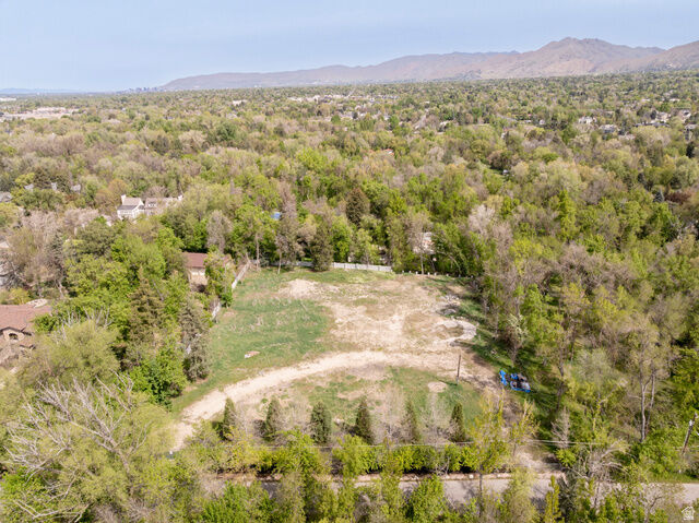 Property Photo:  2323 E Walker Ln  UT 84117 