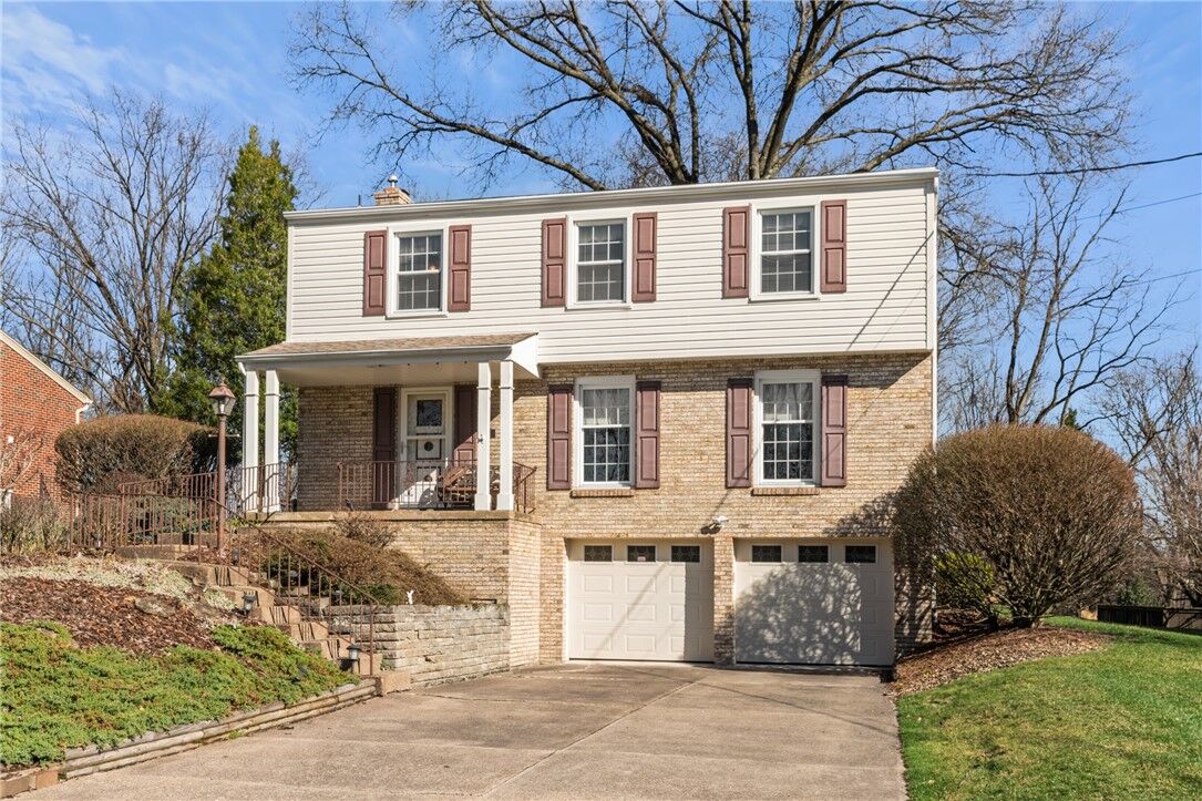 Property Photo:  171 Kelvington Dr  PA 15146 
