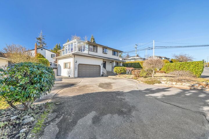 Property Photo: 1191 Finlay Street BC V4B 4K9