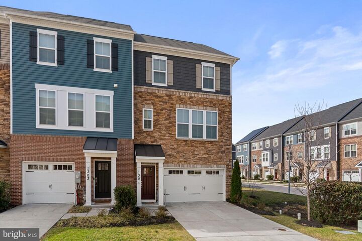 Property Photo:  1301 Hidden Trce  MD 21114 