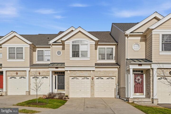 Property Photo:  8704 Timber Oak Lane  MD 20723 