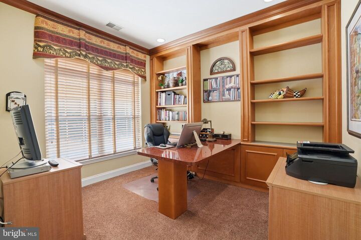 Property Photo:  8 Cardinalflower La  NJ 08550 