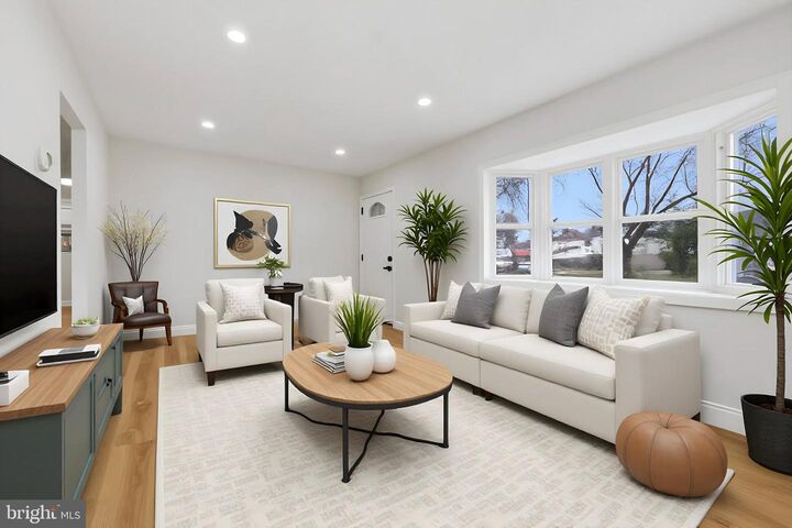 Property Photo: 6 Radnor Court NJ 08046