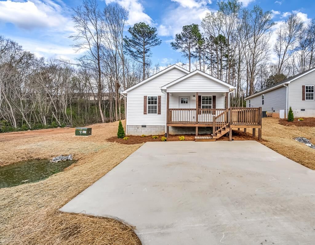 Property Photo: 1628 Waring Road GA 30721