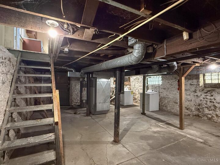 Property Photo:  1606 Brewster Avenue  OH 45207 