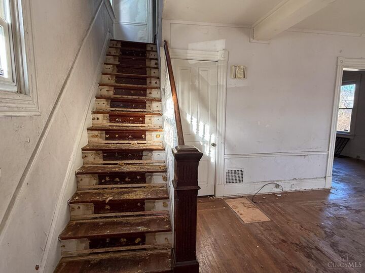 Property Photo:  1608 Brewster Avenue  OH 45207 