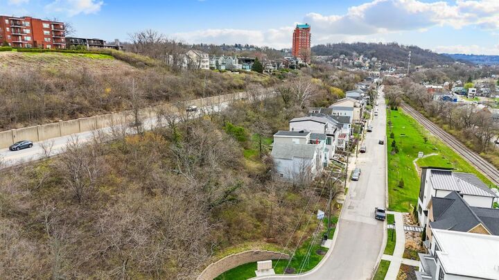 Property Photo: 3096 Walworth Avenue OH 45226